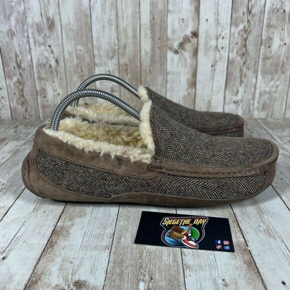 Ugg fleece slip Ons - mens 9‎ - Picture 1 of 9